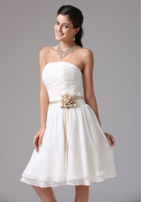 White Empire Strapless Bridesmaid Dress Ruched Knee-length