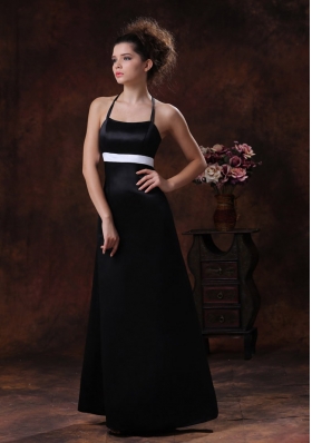 Halter Taffeta Black Column Floor-length Bridesmaid Dress