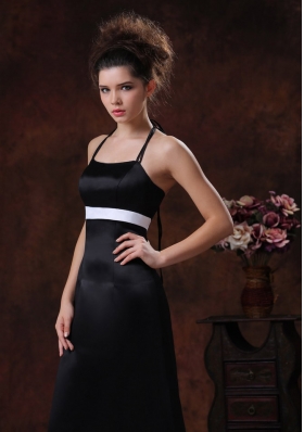 Halter Taffeta Black Column Floor-length Bridesmaid Dress