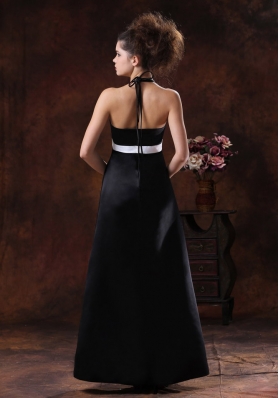 Halter Taffeta Black Column Floor-length Bridesmaid Dress