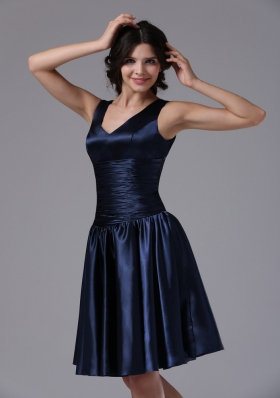 V-neck Empire Ruched Navy Blue Bridesmaid Dress