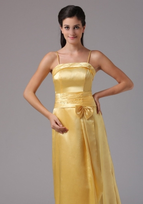 Spaghetti Straps Yellow Column Taffeta Bridesmaid Dress