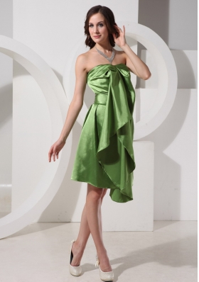 Taffeta Olive Green Knee-length Prom Dress Strapless