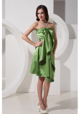 Taffeta Olive Green Knee-length Prom Dress Strapless