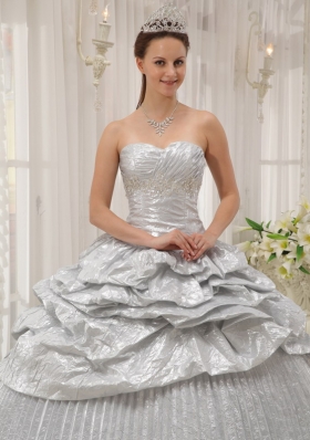 Pleated Silver Sweetheart Floor-length Strapless Quinceanera Dress