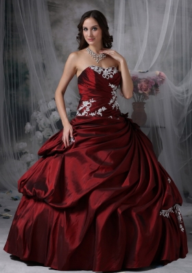 Appliques Burgundy Strapless Ruched Taffeta Quinceanera Dress