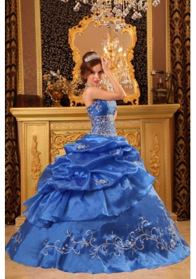 Appliques Blue Strapless Organza Beading Quinceanera Dress