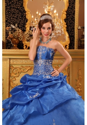 Appliques Blue Strapless Organza Beading Quinceanera Dress