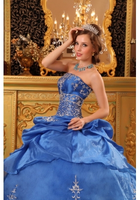 Appliques Blue Strapless Organza Beading Quinceanera Dress