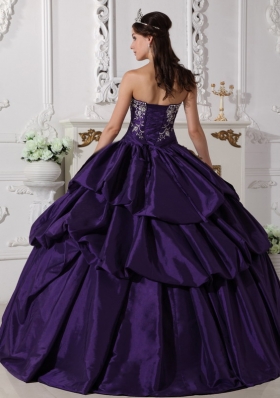 Strapless Purple Ruched Taffeta Embroidery Quinceanera Dress