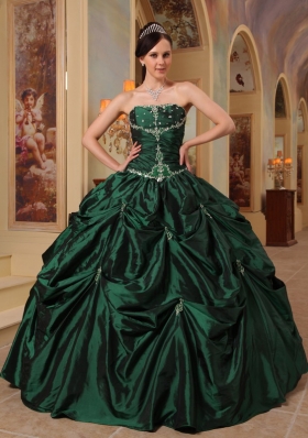 Ball Gown Dresses for 15 Beading Pick-ups