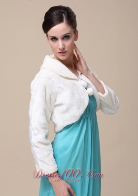 Fold-over Collar Faux Fur Ivory Wedding Jacket