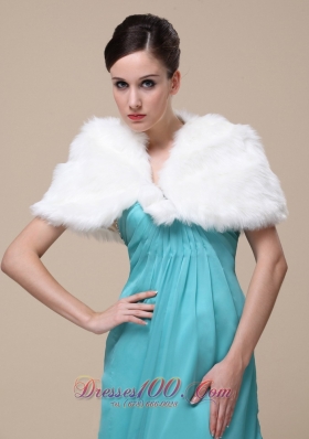 Splendid Faux Fur Wedding Shawl Front Closure