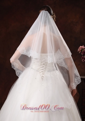 Two-tier Organza White Lace Appliques and Veil for Wedding