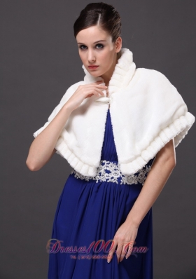 High-Neck Winter Faux Fur White Wedding Party Wrap