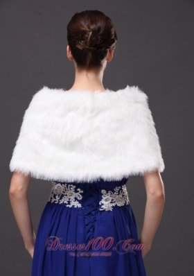 Rabbit Fur Wraps for Special Occasion in Ivory with V-neck