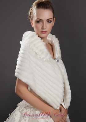 Fold-over Collar Wraps / Shawls with Button Faux Fur