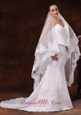 Two Layers Tulle Lace Applique Edge Graceful Wedding Veil