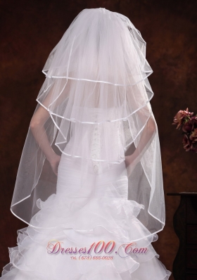 Wedding Party Veils in Four-tier Organza with Pearl Trim