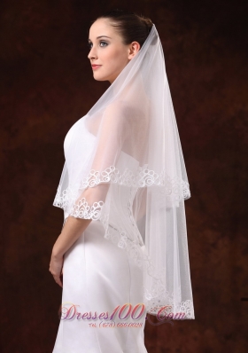 Exquisite White Applique Edge Organza Wedding Veil