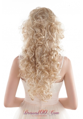 Wavy Hair Wig in Blonde Long High Quality Synthetic