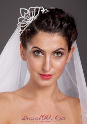 Alloy with A Reversed Sweetheart Decorates Bride Tiara