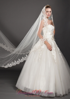 Pearl Trim Edge One-tier Wedding Veils Tulle