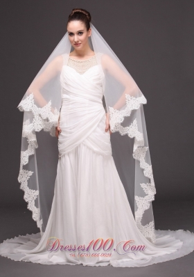 Beautiful Lace Wedding Bridal Veils Two-tiered White