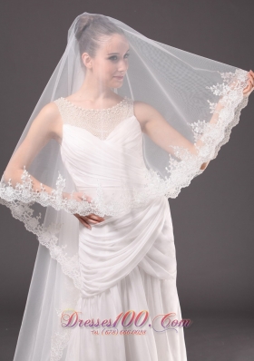 One-tier Wedding Veil Applique Edge Laced