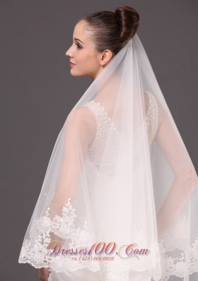 One-tier Wedding Veil Applique Edge Laced