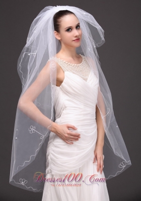 hree-tiered Tulle Embroidery Bridal Veil