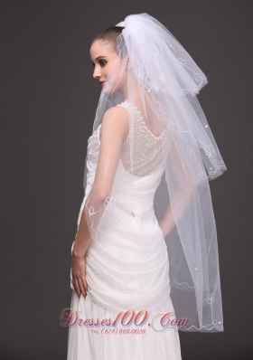 hree-tiered Tulle Embroidery Bridal Veil