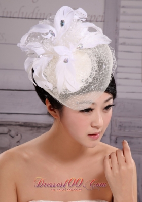 White Feather Net Pearl Tired Fascinator