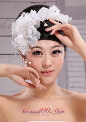 Headpiece White Pearls Large Flowers