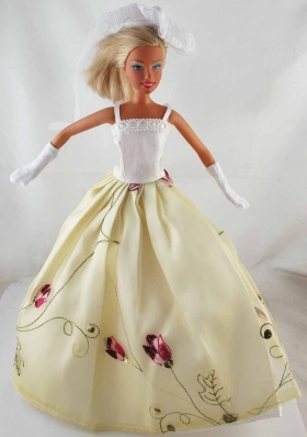Elegant Princess Dress With Embroidery Gown For Barbie Doll