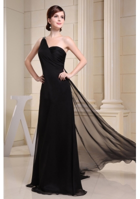 Brush Train Black Chifon One Shoulder Prom Dress