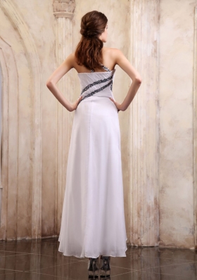 Ankle-length White Front Split One Shoulder Prom Dress