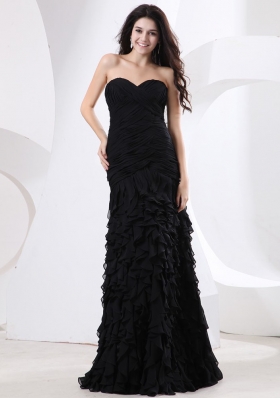 Black Sweetheart Prom Dress With Ruched Ruffles