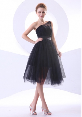 One Shoulder Black Tulle Knee-length Prom Dress