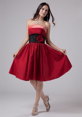 Knee-length Wine Red Prom Gown with Handmade Flower