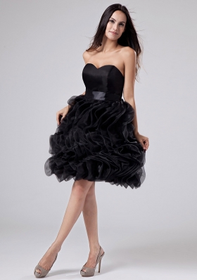 Knee-length Black Prom Gown Organza Ruffles