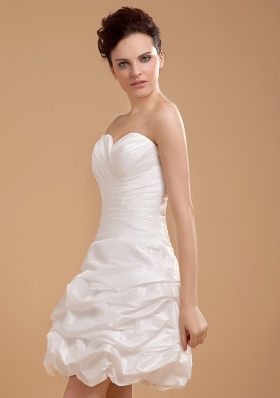 Pick-ups Knee-length White Prom Dress Sweetheart