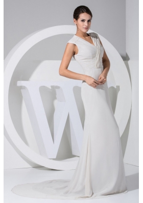 White Brush Train V-neck Ruched Mother Bride Dresses