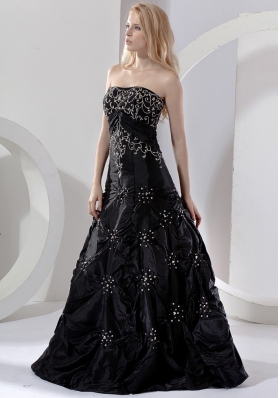 Embroidery Beading Black Floor-length Prom Dress