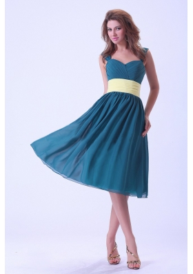 Straps Bridesmaid Dresses Knee-length Yellow Waistband