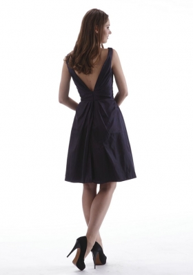 V-neck A-line Bridesmaid Dresses Dark Purple