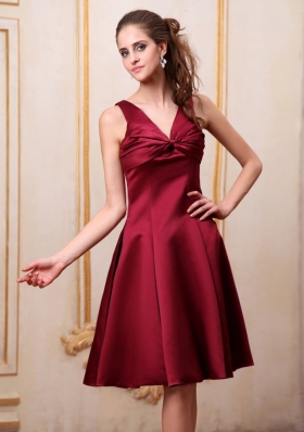 V-neck Burgundy Bridemaid Dress A-line Bowknot