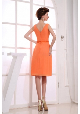 Orange Knee-length Ruching Bridesmaid Dress V-neck