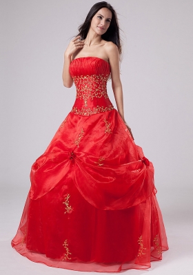 Red Quinceanera Dress With Embroidery and Pick-ups Organza