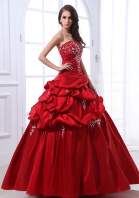 Red A-line Pick-ups Sweet Quinceanera Dresses with Appliques